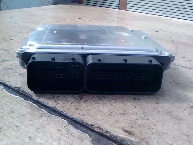 bontott MERCEDES-BENZ E-CLASS Motorvezérlő