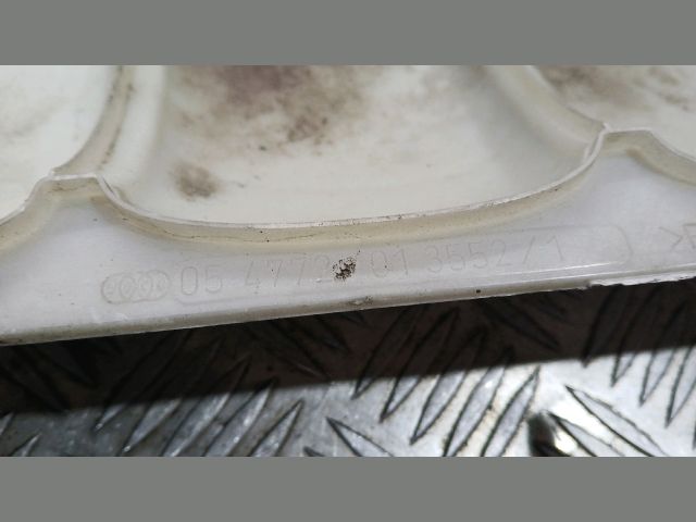 bontott MERCEDES-BENZ E-CLASS Felső Motorburkolat