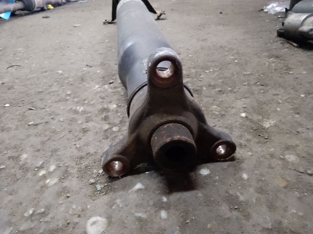 bontott MERCEDES-BENZ E-CLASS Kardántengely