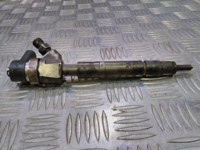 bontott MERCEDES-BENZ E-CLASS Porlasztó (1 db)