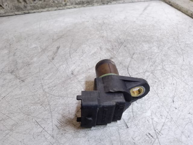 bontott MERCEDES-BENZ E-CLASS Vezérműtengely Fordulatszám Jeladó