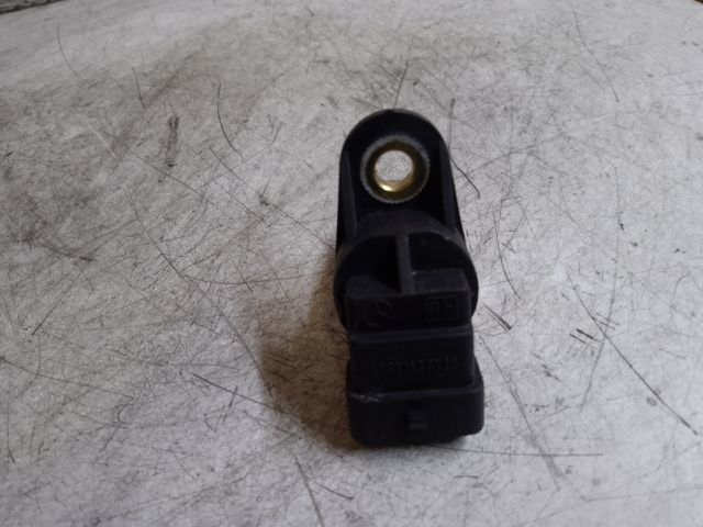 bontott MERCEDES-BENZ E-CLASS Vezérműtengely Fordulatszám Jeladó