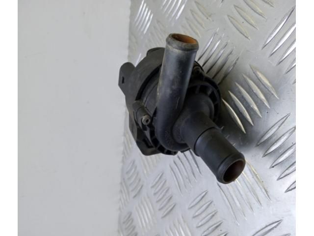 bontott MERCEDES-BENZ E-CLASS Vízpumpa