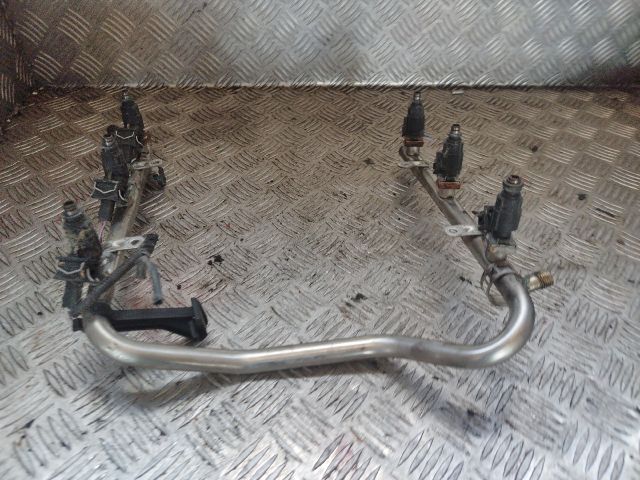 bontott MERCEDES-BENZ E-CLASS Porlasztó (1 db)