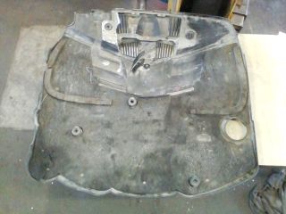 bontott MERCEDES-BENZ E-CLASS Felső Motorburkolat