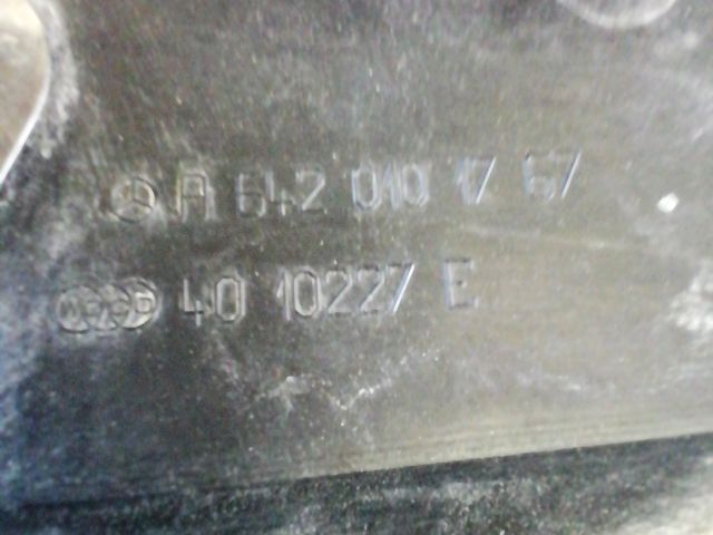 bontott MERCEDES-BENZ E-CLASS Felső Motorburkolat