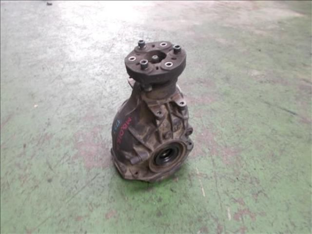 bontott MERCEDES-BENZ E-CLASS Hátsó Differenciálmű