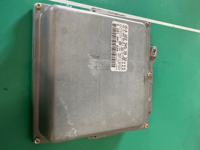 bontott MERCEDES-BENZ E-CLASS Motorvezérlő