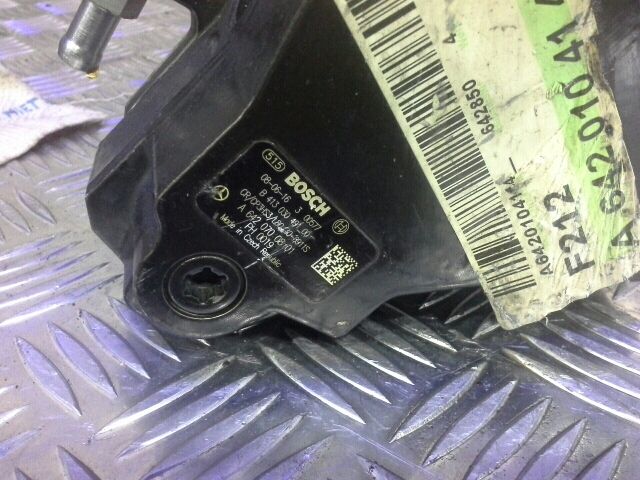 bontott MERCEDES-BENZ E-CLASS Nagynyomású Szivattyú