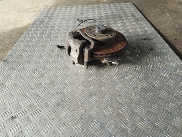 bontott MERCEDES-BENZ E-CLASS Jobb első Kerékagy