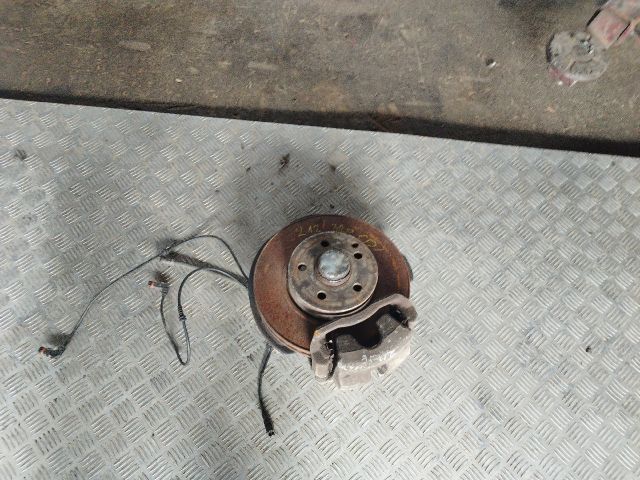 bontott MERCEDES-BENZ E-CLASS Jobb első Kerékagy