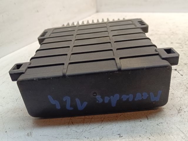 bontott MERCEDES-BENZ E-CLASS Motorvezérlő