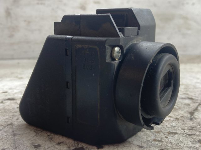 bontott MERCEDES-BENZ E-CLASS Gyújtáskapcsoló