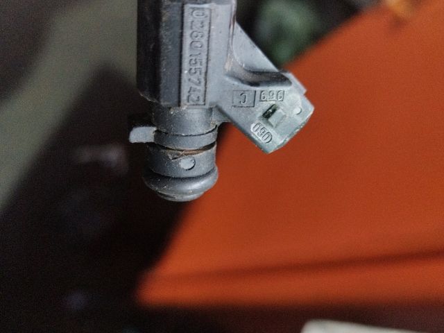 bontott MERCEDES-BENZ E-CLASS Porlasztó (1 db)