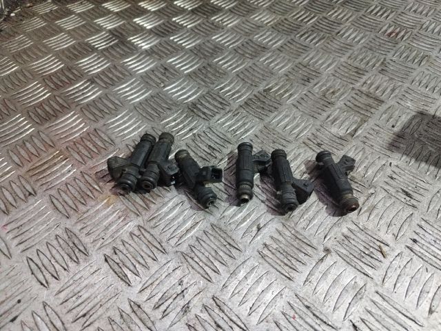 bontott MERCEDES-BENZ E-CLASS Porlasztó (1 db)