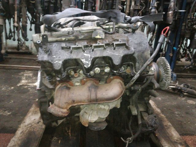 bontott MERCEDES-BENZ E-CLASS Motor (Fűzött blokk hengerfejjel)