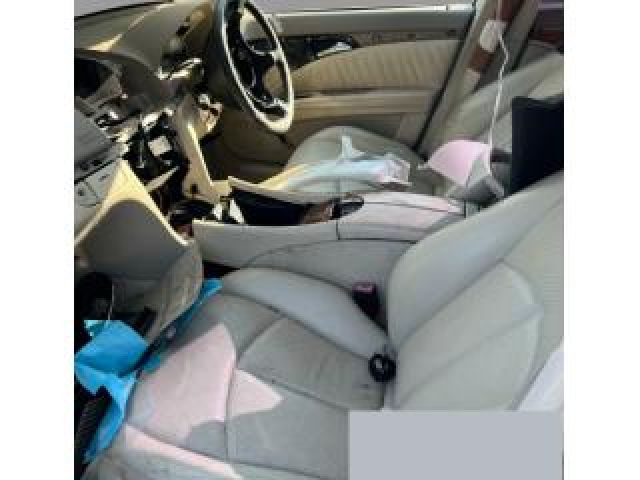 bontott MERCEDES-BENZ E-CLASS Motor Tartó Bak (Fém)