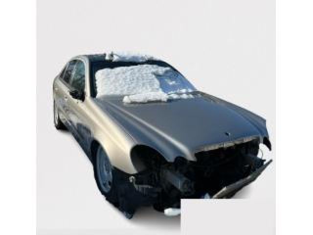 bontott MERCEDES-BENZ E-CLASS Motor Tartó Bak (Fém)