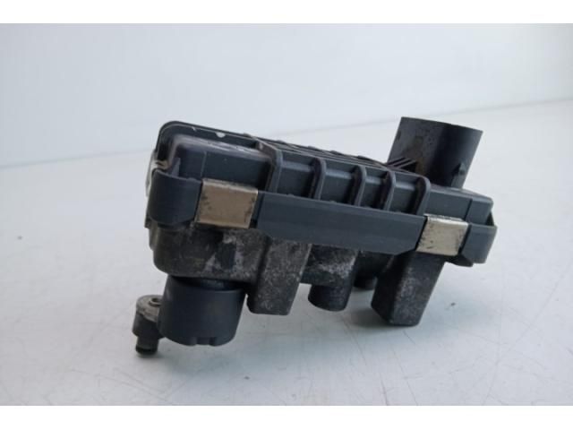 bontott MERCEDES-BENZ E-CLASS Turbó Vezérlőegység