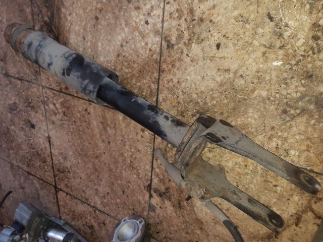 bontott MERCEDES-BENZ E-CLASS Bal első Lengéscsillapító