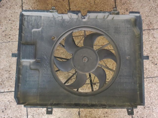 bontott MERCEDES-BENZ E-CLASS Vízhűtő Radiátor (Klímás)