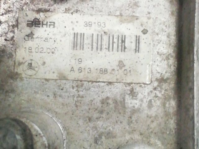 bontott MERCEDES-BENZ E-CLASS Olajhűtő