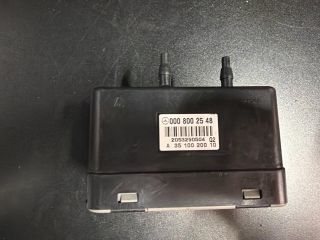 bontott MERCEDES-BENZ E-CLASS Vákumpumpa