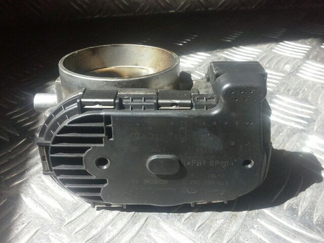 bontott MERCEDES-BENZ E-CLASS Fojtószelep (Elektromos)