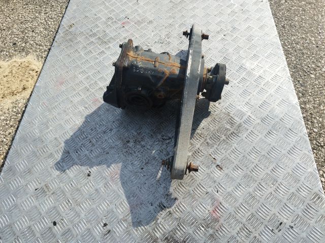 bontott MERCEDES-BENZ E-CLASS Hátsó Differenciálmű