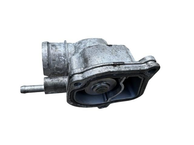 bontott MERCEDES-BENZ E-CLASS Hengerfej Vízkivezető