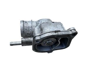 bontott MERCEDES-BENZ E-CLASS Hengerfej Vízkivezető