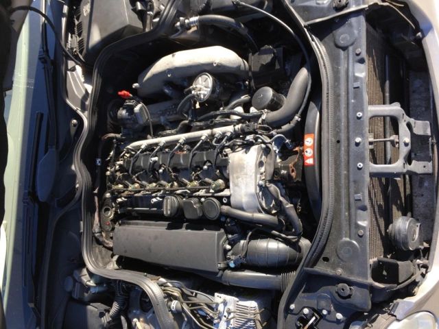 bontott MERCEDES-BENZ E-CLASS Motor (Fűzött blokk hengerfejjel)