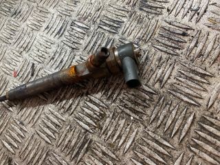 bontott MERCEDES-BENZ E-CLASS Porlasztó (1 db)