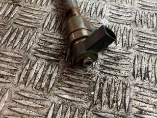 bontott MERCEDES-BENZ E-CLASS Porlasztó (1 db)