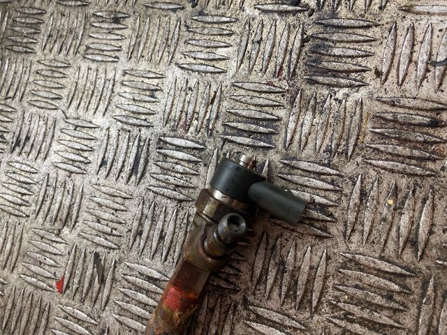 bontott MERCEDES-BENZ E-CLASS Porlasztó (1 db)