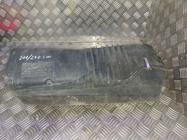 bontott MERCEDES-BENZ E-CLASS Légszűrő Ház