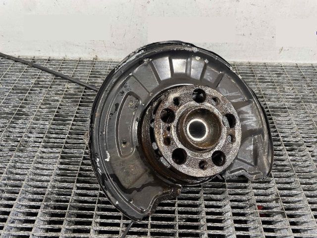 bontott MERCEDES-BENZ E-CLASS Bal hátsó Csonkállvány