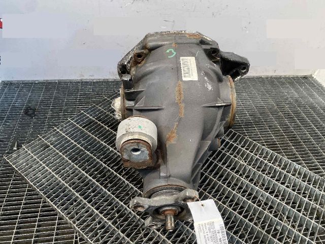 bontott MERCEDES-BENZ E-CLASS Differenciálmű Tartó Bak