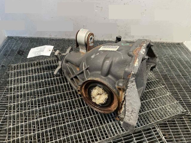 bontott MERCEDES-BENZ E-CLASS Differenciálmű Tartó Bak