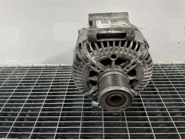 bontott MERCEDES-BENZ E-CLASS Generátor