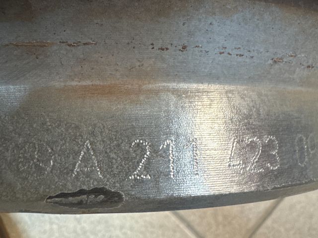 bontott MERCEDES-BENZ E-CLASS Hátsó Pár Féktárcsa