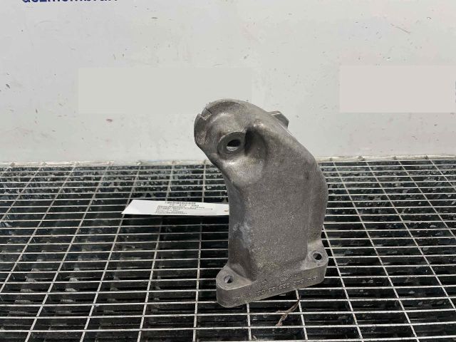 bontott MERCEDES-BENZ E-CLASS Motor Tartó Bak Bal