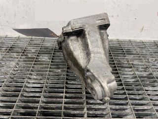 bontott MERCEDES-BENZ E-CLASS Motor Tartó Bak Jobb