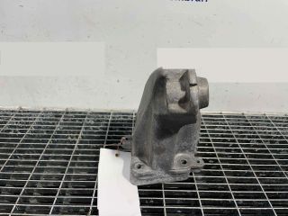 bontott MERCEDES-BENZ E-CLASS Motor Tartó Bak Jobb