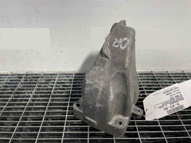 bontott MERCEDES-BENZ E-CLASS Motor Tartó Bak Jobb