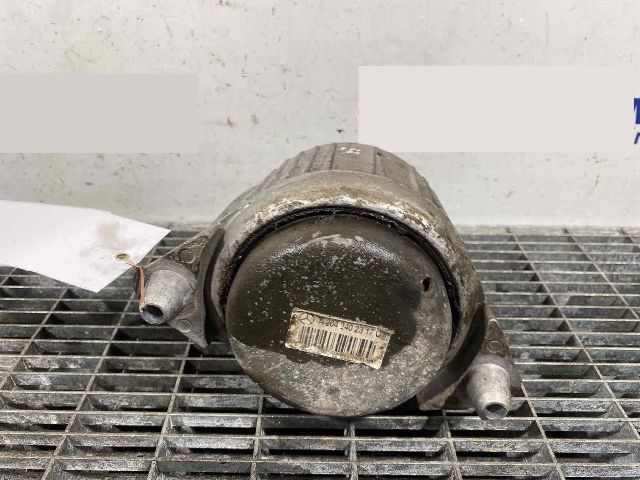 bontott MERCEDES-BENZ E-CLASS Motor Tartó Bak (Pozíciófüggetlen)