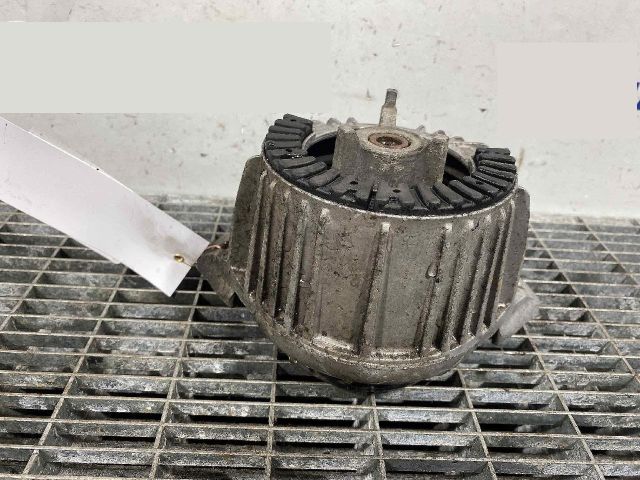 bontott MERCEDES-BENZ E-CLASS Motor Tartó Bak (Pozíciófüggetlen)