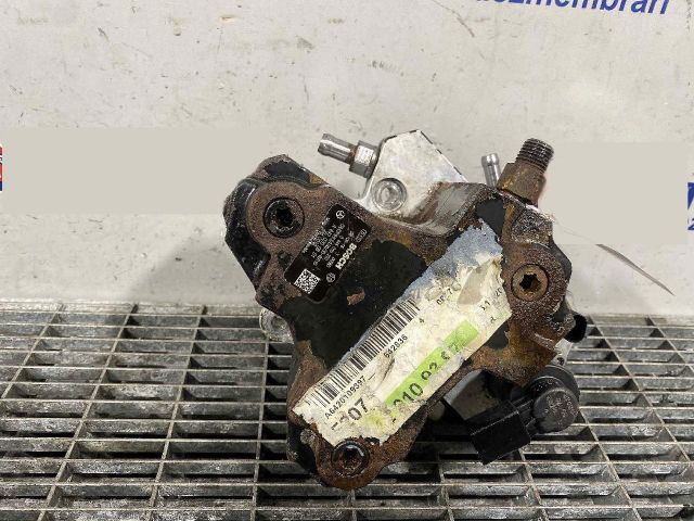 bontott MERCEDES-BENZ E-CLASS Nagynyomású Szivattyú