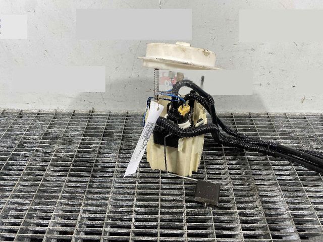 bontott MERCEDES-BENZ E-CLASS Üzemanyag Szivattyú