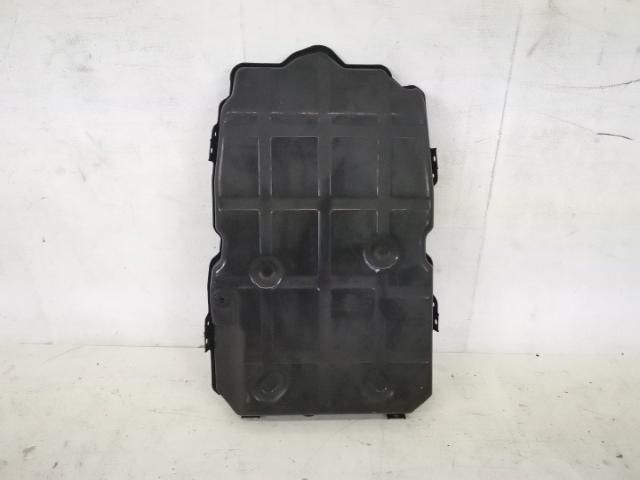 bontott MERCEDES-BENZ E-CLASS Olajteknő